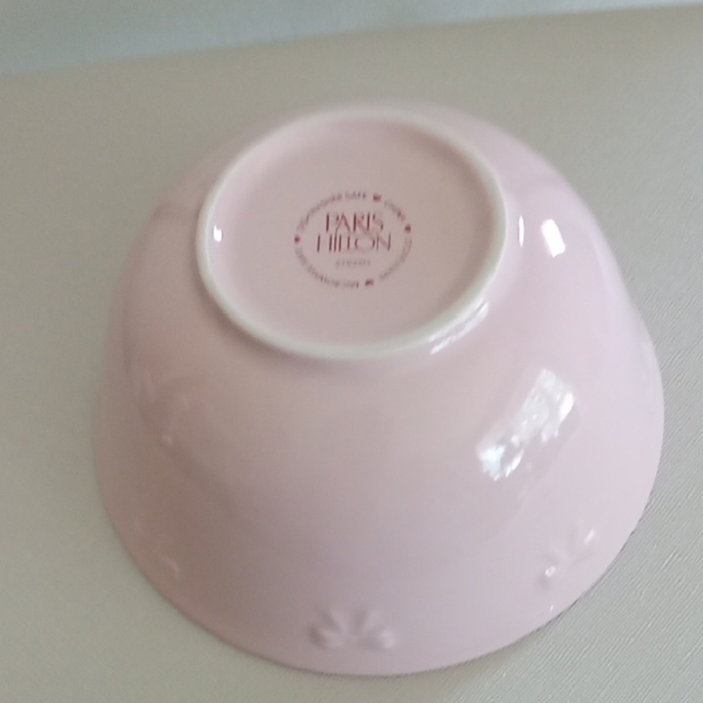 Paris Hilton Light Pink Bow-Accent Bowl - Picture 2 of 2
